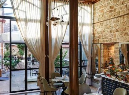 هتل ۱۲۰۷ کلاس ویژه تورنگار