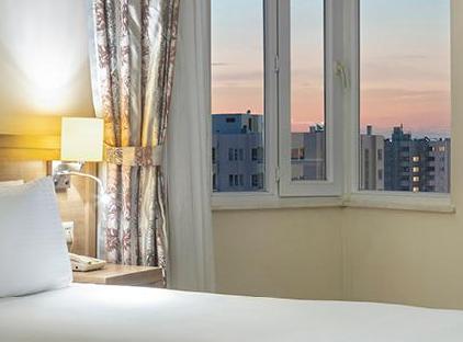 رامادا رزورت بای وایندام لارا تورنگار