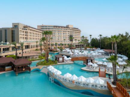 هتل فم رزیدنس لارا و اسپا