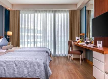 هتل بایا لارا - همه چیز شامل تورنگار