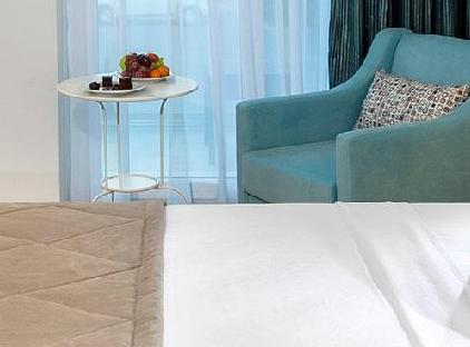 هتل و آپارتمان‌های روم تورنگار