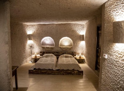 تور تبریز هتل صخره ای لاله کندوان تورنگار