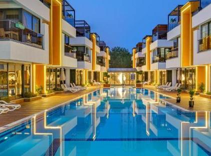 سوئیت‌های الیزیوم گرین تورنگار