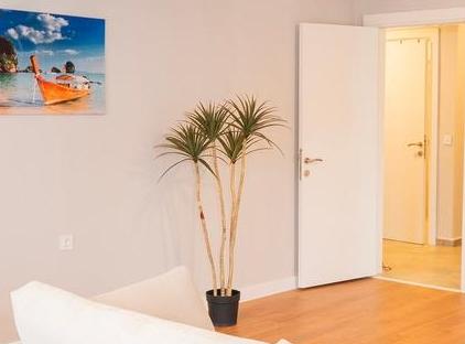 خانه‌های نسیم لارا تورنگار