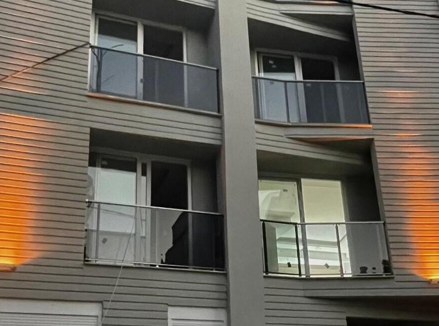 آپارتمان تاریخی موقعیت مرکزی طبقه همکف شهر قدیمی تورنگار