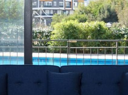 هتل منه سوئیتس تورنگار