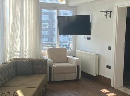 آپارتمان شماره ۱۰ ۳+۱ تورنگار