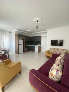 آپارتمان شماره ۸ ۲+۱