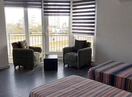 آپارتمان شماره ۶ ۱+۱ (با آشپزخانه جداگانه) تورنگار