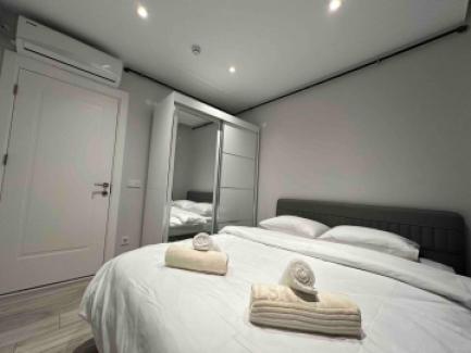 آپارتمان شگفت‌انگیز لارا ۴ (۲+۱)