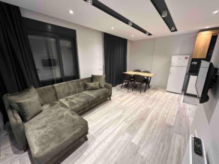 آپارتمان محشر لارا ۳ (۲+۱)