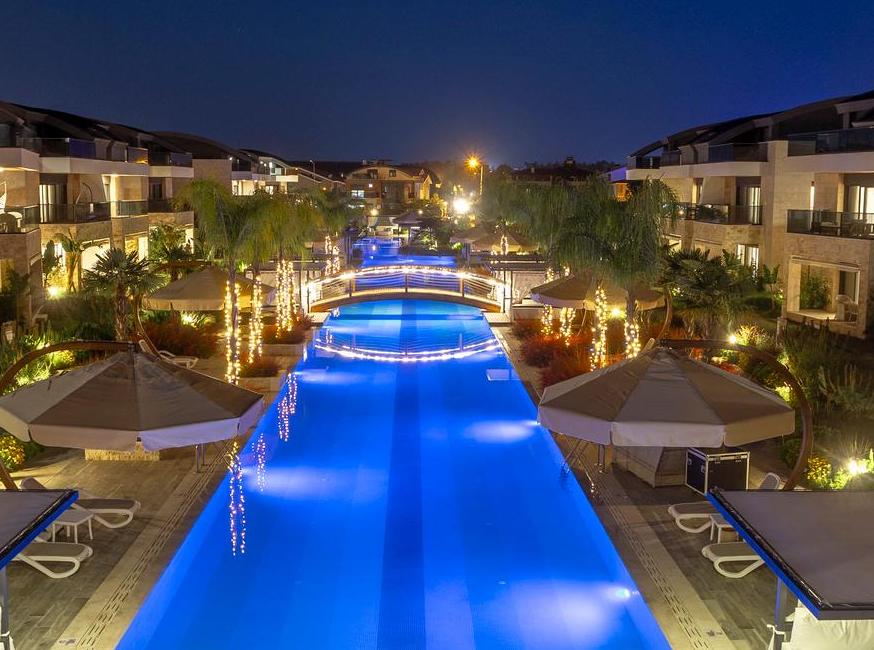 هتل سوئیت‌های لوکس گاردن تورنگار