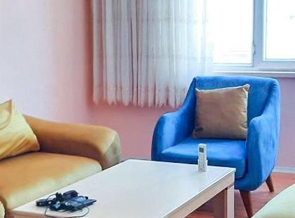 روزا هوم تورنگار