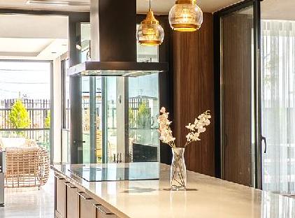 ویلا لوکس با استخر و سونا تورنگار