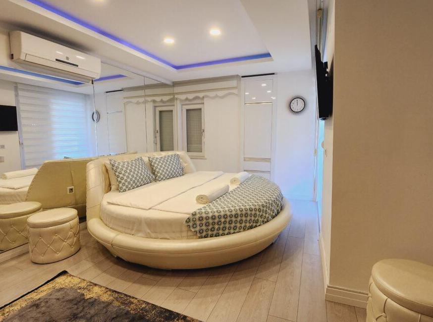 ویلای دی پاپل تورنگار