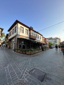 هتل لردز هاستل پاب