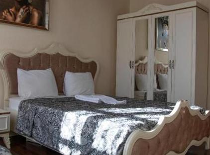 هتل بوتیک للیلی تاون تورنگار