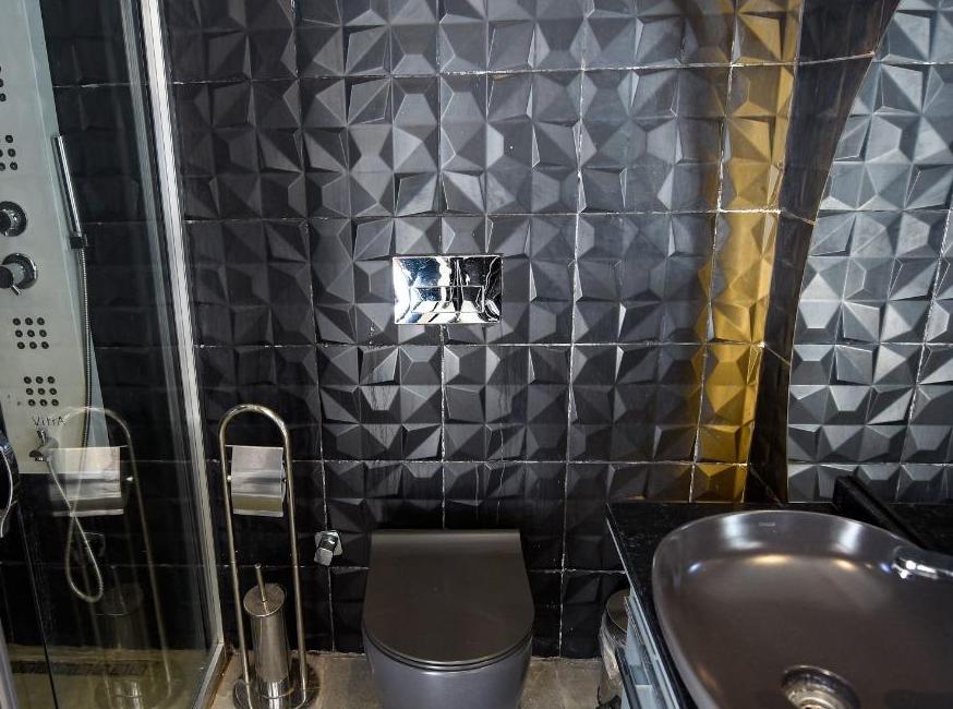 BlueHomes (B4) تورنگار