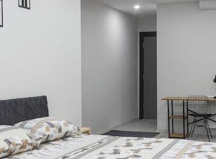 خانه بزرگ بیر نزدیک کالئیچی و مارکantalya تورنگار