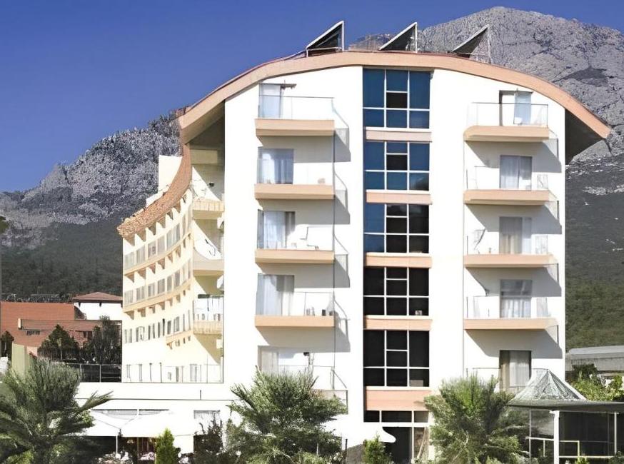 Armas Beach Hotel تورنگار