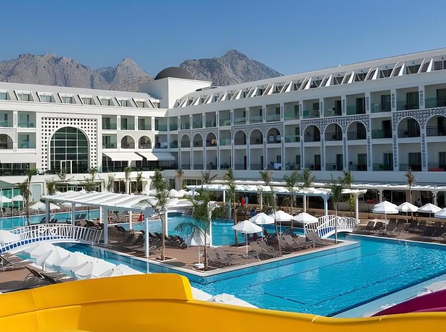 رزرو هتل کارمیر ریزورت و اسپا تورنگار