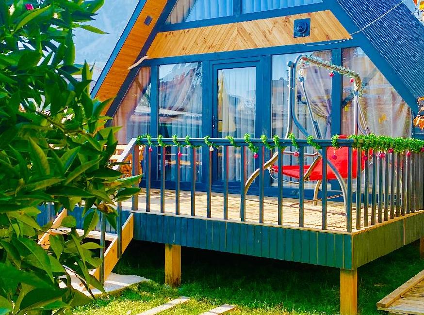 GARDEN BUNGALOW تورنگار