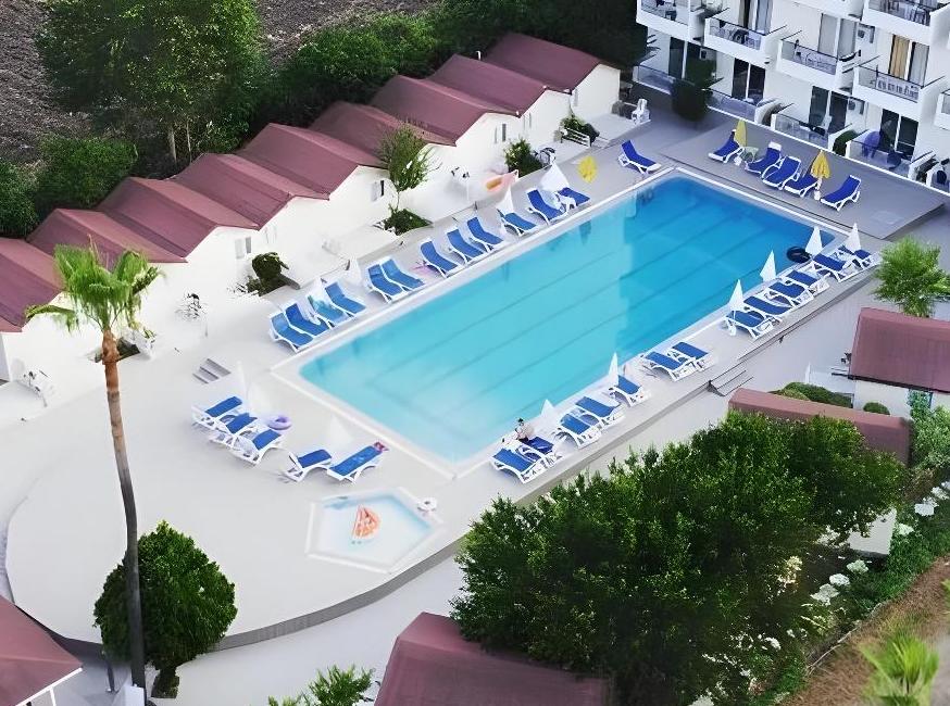 Imeros Hotel تورنگار