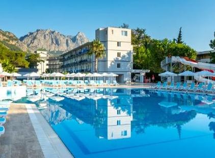 Armas Garden Hotel تورنگار