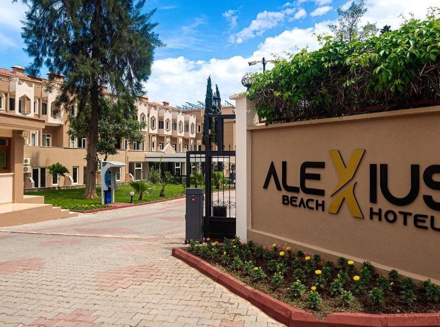 Alexius Beach Hotel تورنگار