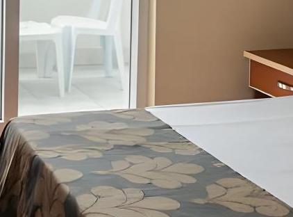 Grand Hotel Derin تورنگار