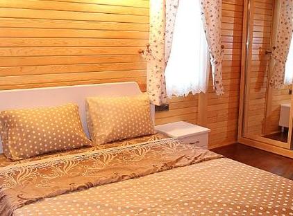 Nerissa Hotel تورنگار