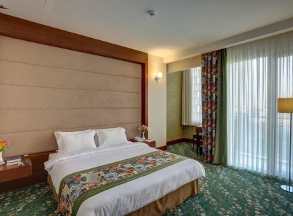 تور مشهد هتل هما ۱ تورنگار