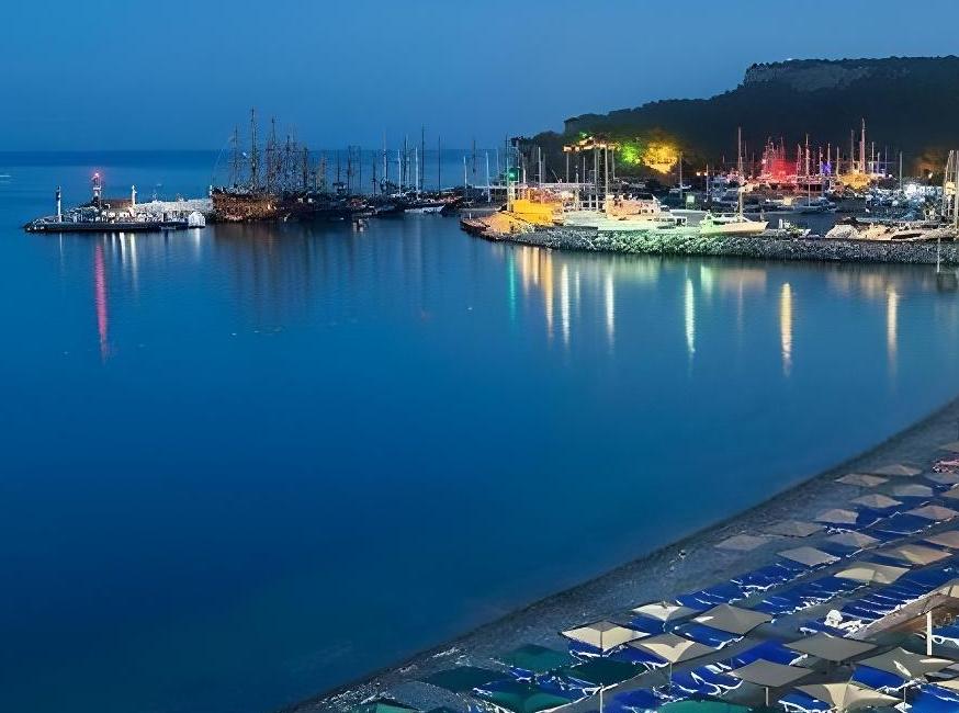 VIKING BEACH HOTEL تورنگار