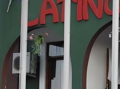 LATİNO HOTEL تورنگار