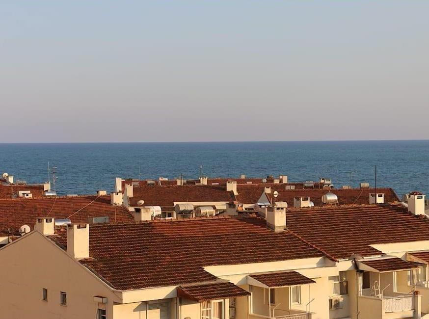 Lara Palace Hotel تورنگار