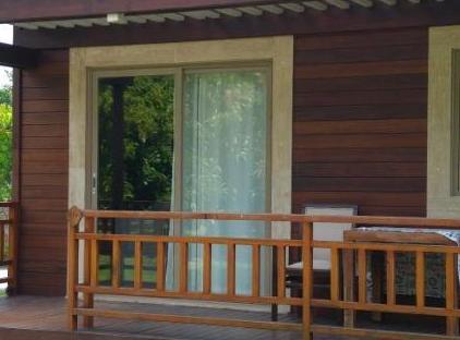 APELLA HOTEL تورنگار