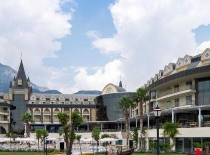 Crystal Prestige Elite تورنگار