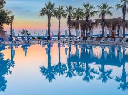 Amara Comfort Kemer تورنگار