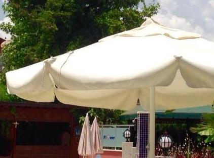 flower hotel تورنگار