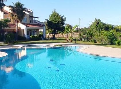 Akdeniz evleri garden floor (alt daire) 2+1 تورنگار