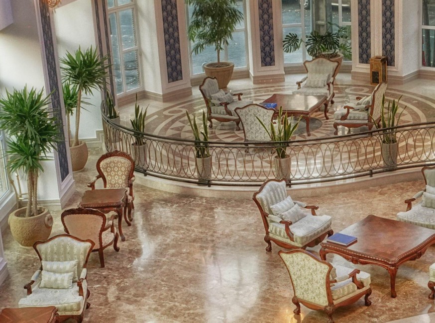 تور تهران هتل ویستریا تورنگار