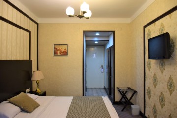 تور تهران هتل مشهد