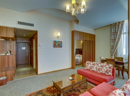 تور مشهد هتل سی نور تورنگار