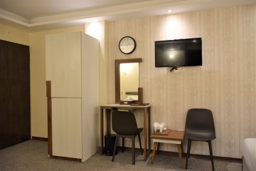 تور تهران هتل ورنوس