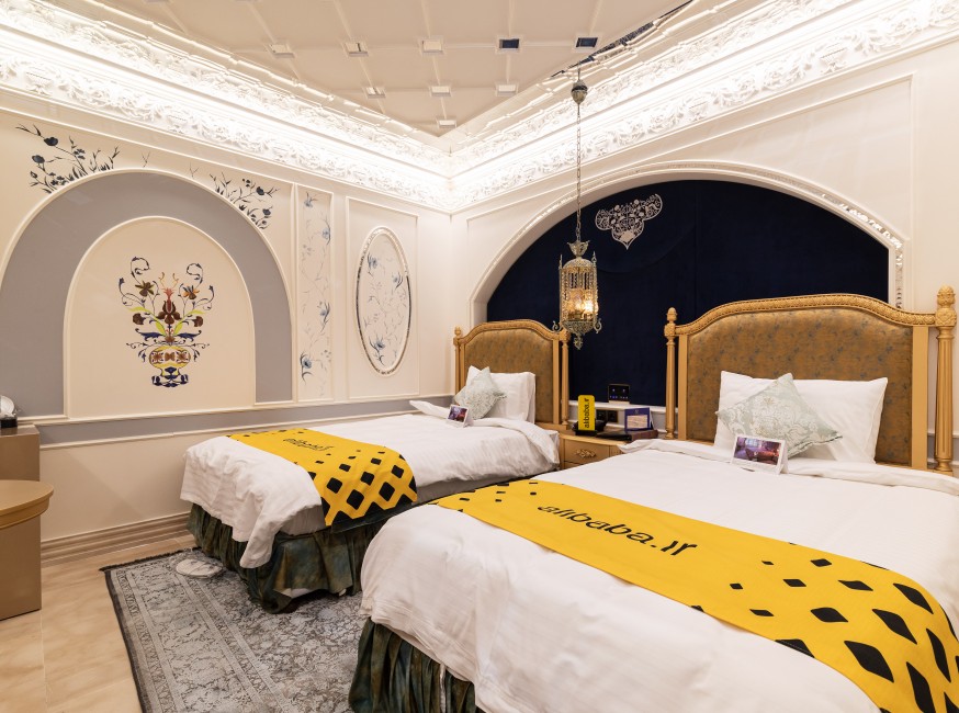 تور تهران هتل سیمرغ تورنگار