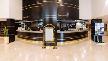 تور تهران هتل پارسیان اویناز مشهد