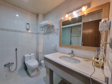 تور تهران هتل بزرگ ارماز مشهد