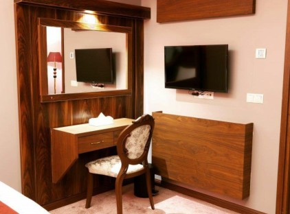 تور تهران هتل آپارتمان رونیا تورنگار