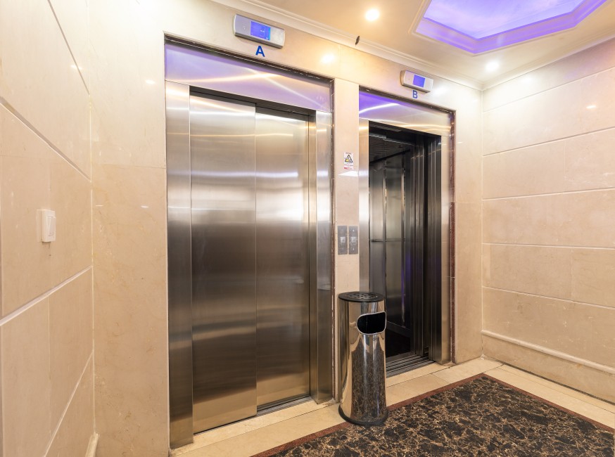 تور تهران هتل خیام تورنگار