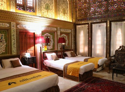 تور یزد هتل آنتیک ملک التجار تورنگار